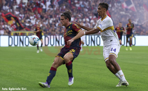 Lorenzo Colombo dovrebbe ancora guidare lui l'attacco rossoblù dall'inizio (foto Gabriele Siri)