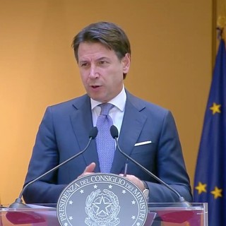 Coronavirus, recovery fund da 172 miliardi per l'Italia, Conte elenca le riforme necessarie: "Fondi non siano un tesoretto" (VIDEO)