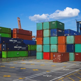 Container a bordo navi: entrano in vigore norme più severe