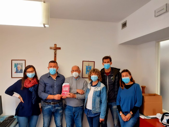 Casarza Ligure: firmato il protocollo d'intesa tra il presidente del Comitato forum associazioni familiari del Tigullio e il sindaco Giovanni Stagnaro