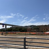 Linea ferroviaria Campasso, il Comune si impegna ad avviare un tavolo di confronto per evitare il passaggio di merci pericolose Linea ferroviaria Campasso, il Comune si impegna ad avviare un tavolo di confronto per evitare il passaggio di merci pericolose