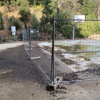 Pegli, il campo da street basket in Villa Doria sarà demolito