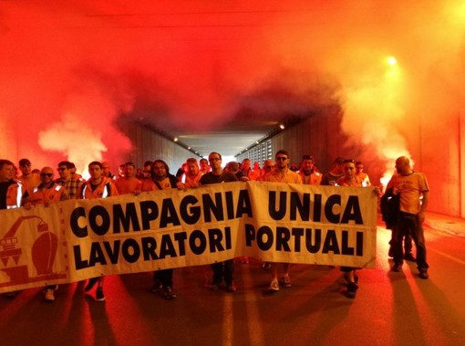 Nave di coils a Savona per 'bypassare' lo sciopero dei lavoratori ex Ilva, la Culp 'Rebagliati' non ci sta