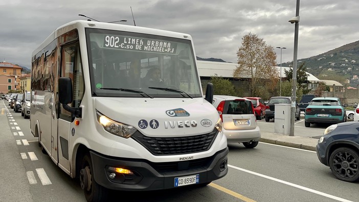 Chiavari, prorogata al 31 gennaio la linea gratuita del bus fino a via Parma
