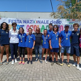 Sestri, la scuola media ‘Centurione’ vince i campionati italiani di canottaggio