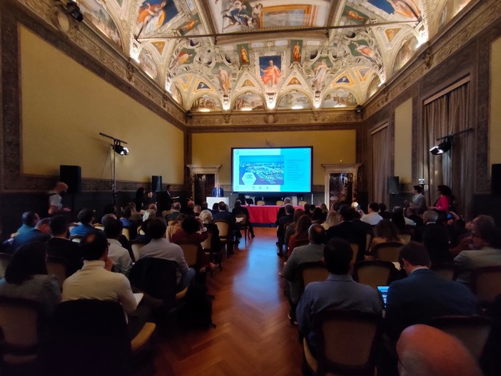 "Infrastrutture digitali e Logistica predittiva": a Palazzo della Meridiana il convegno nazionale (Video) "Infrastrutture digitali e Logistica predittiva": a Palazzo della Meridiana il convegno nazionale (Video)