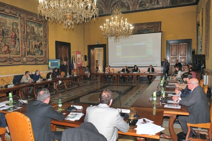 Consiglio Metropolitano, approvato all’unanimità l’aggiornamento del Regolamento I.P.T.