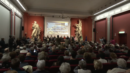 Il dibattito nella Sala Quadrivium Il dibattito nella Sala Quadrivium