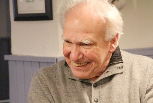 Pegli dice addio al dentista Flavio Gaggero, l’uomo che sapeva donare il sorriso a tutti Pegli dice addio al dentista Flavio Gaggero, l’uomo che sapeva donare il sorriso a tutti