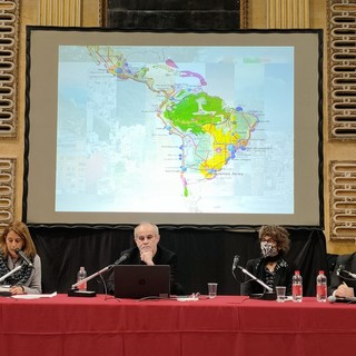 Grande Successo per l'incontro con Carlos Moreno a Palazzo Ducale