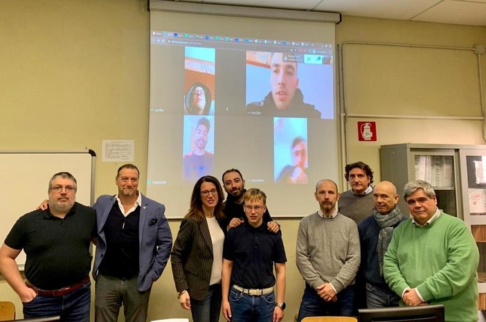 Coronavirus, lezioni telematiche al Meucci. Cavo: "La scuola va avanti"