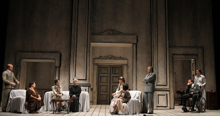 Così è (se vi pare), Pirandello in scena al Teatro Duse Così è (se vi pare), Pirandello in scena al Teatro Duse