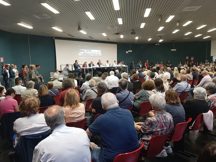 A Sampierdarena il consiglio congiunto, presente la rete dei comitati per fare il punto sul nodo ferroviario A Sampierdarena il consiglio congiunto, presente la rete dei comitati per fare il punto sul nodo ferroviario