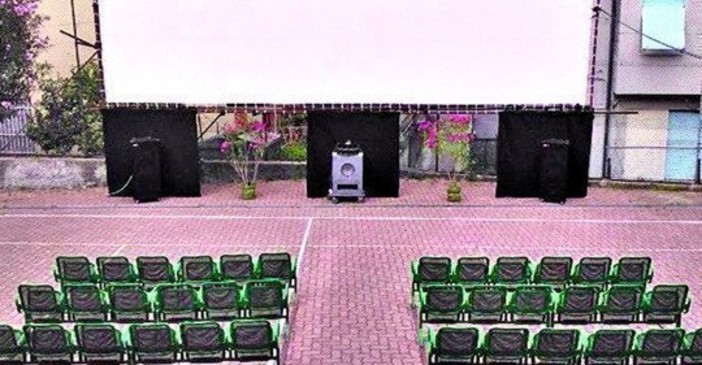 Nervi, "San Siro": ancora nessuna soluzione per il cinema all'aperto Nervi, "San Siro": ancora nessuna soluzione per il cinema all'aperto