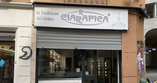 Centro storico, una nuova serranda alzata: apre in via Canneto il Curto la gelateria di Roberto Ciarapica Centro storico, una nuova serranda alzata: apre in via Canneto il Curto la gelateria di Roberto Ciarapica
