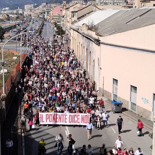 La grande manifestazione di protesta del Ponente lo scorso 25 marzo del 2023