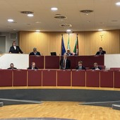 Lutto per la morte di Papa Francesco, rinviata la Festa della Bandiera. Bucci: “Euroflora si fa, per ora confermata la presenza di Mattarella al 25 Aprile”