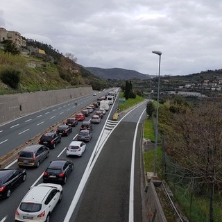 Autostrade: coda sulla A26 lungo il tratto tra Ovada e il Bivio A26/A10 Genova Ventimiglia in direzione di Genova