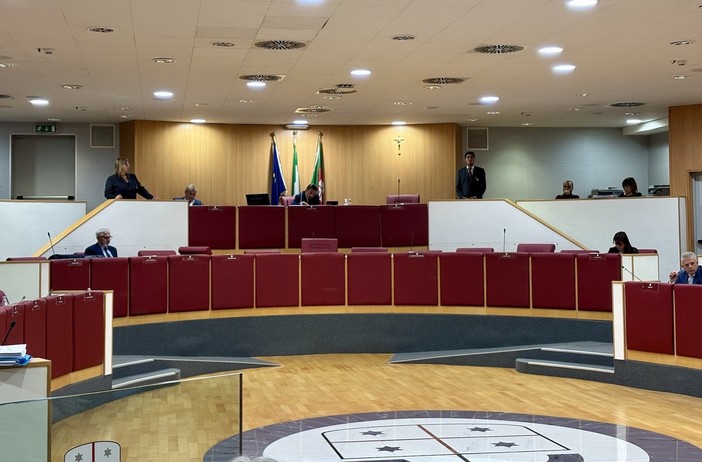 Da Toti a Bucci: in giunta si conferma la carica dei non eletti, ma ora il civismo finisce in un angolo Da Toti a Bucci: in giunta si conferma la carica dei non eletti, ma ora il civismo finisce in un angolo