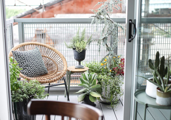 Immagine di copertina inspired by charm