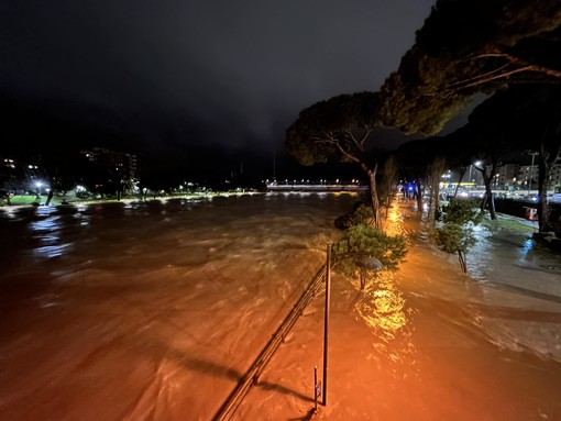 Maltempo, chiusa la Statale 225 'Della Fontanabuona' per l'esondazione dell'Entella Maltempo, chiusa la Statale 225 'Della Fontanabuona' per l'esondazione dell'Entella