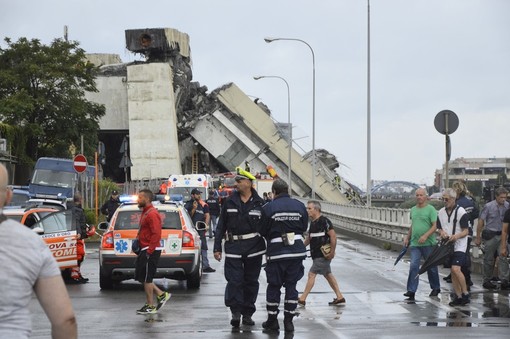 Porto di Genova: contromisure viabilità, sul Ponte Morandi transitavano 2 mila tir al giorno Porto di Genova: contromisure viabilità, sul Ponte Morandi transitavano 2 mila tir al giorno