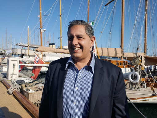 Autonomia differenziata: domani incontro del presidente Toti con il Ministro degli affari regionali Calderoli Autonomia differenziata: domani incontro del presidente Toti con il Ministro degli affari regionali Calderoli