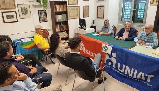 Emergenza casa a Genova, Sunia, Sicet e Uniat: “Subito un’agenzia per la casa”