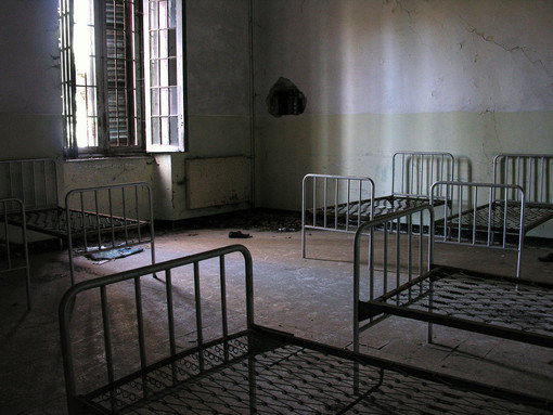 'Per mano': una rassegna online ci porta dentro il mondo dei manicomi 'Per mano': una rassegna online ci porta dentro il mondo dei manicomi