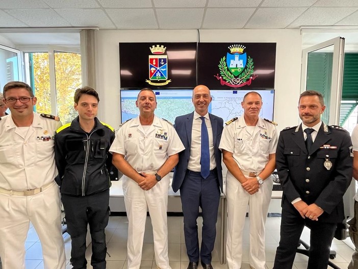 Chiavari, potenziato il Centro Operativo Comunale con l’ingresso della scuola Telecomunicazioni Chiavari, potenziato il Centro Operativo Comunale con l’ingresso della scuola Telecomunicazioni