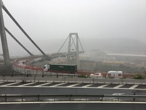 Crollo ponte: unità di crisi aperte negli ospedali liguri Crollo ponte: unità di crisi aperte negli ospedali liguri