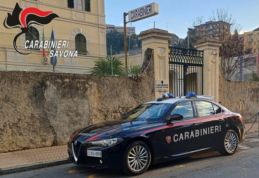 Rave party sulla Colla di San Giacomo, fugge all’alt e sperona un’auto dei Carabinieri: arrestato un 28enne genovese Rave party sulla Colla di San Giacomo, fugge all’alt e sperona un’auto dei Carabinieri: arrestato un 28enne genovese