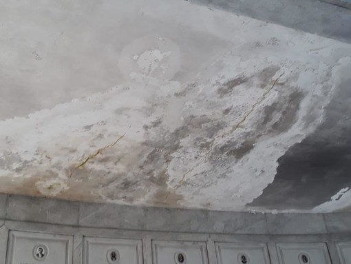 La memoria passa anche attraverso la buona conservazione dei sacrari, Lodi (Pd) al vicesindaco: "Occorre intervenire" (FOTO) La memoria passa anche attraverso la buona conservazione dei sacrari, Lodi (Pd) al vicesindaco: "Occorre intervenire" (FOTO)