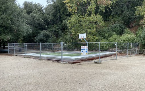 campo da basket Villa Doria Pegli campo da basket Villa Doria Pegli