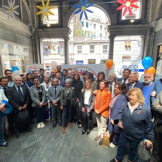 Elezioni comunali, Bucci presenta la sua lista 'Vince Genova': "C'è tutto lo spaccato della società civile"