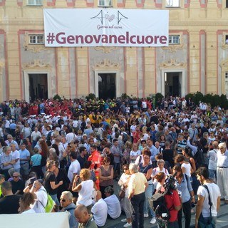 Solenghi durante la commemorazione cita Cechov: &quot;Genova è la città più bella del mondo&quot;