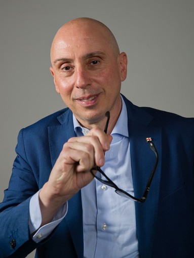 Hormuz, l’allarme della logistica: “Rischio shock globale per le merci”