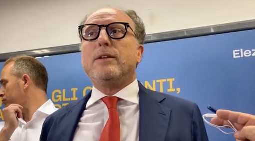 Dello Strologo sconfitto chiama Bucci: “Troverà in noi un’opposizione seria” (Video)