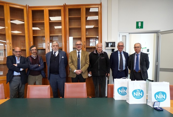 Il Gaslini ha un nuovo megaserver per l’analisi dati in campo genomico: è stato donato dalla Fondazione Canevari Il Gaslini ha un nuovo megaserver per l’analisi dati in campo genomico: è stato donato dalla Fondazione Canevari
