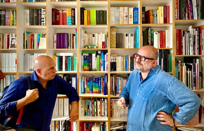 Il libro "Strade maestre" di Sergio Maifredi e Corrado d'Elia: interviste inedite ai grandi del teatro, da Stein a Mnouchkine Il libro "Strade maestre" di Sergio Maifredi e Corrado d'Elia: interviste inedite ai grandi del teatro, da Stein a Mnouchkine