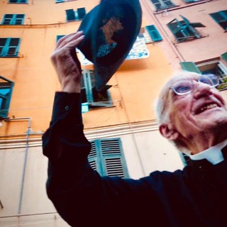La città di Don Gallo rinviata per solidarietà e vicinanza alle comunità della Romagna