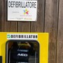Il defibrillatore installato dalla Associazione Fabbrichiamo Il defibrillatore installato dalla Associazione Fabbrichiamo
