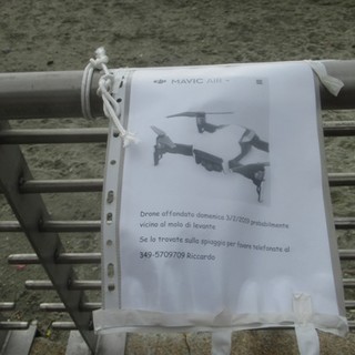 Recco: smarrisce drone e lascia un cartello per ritrovarlo
