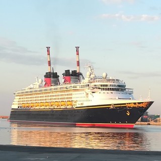 Disney Magic, a bordo la cerimonia con Sindaco e autorità