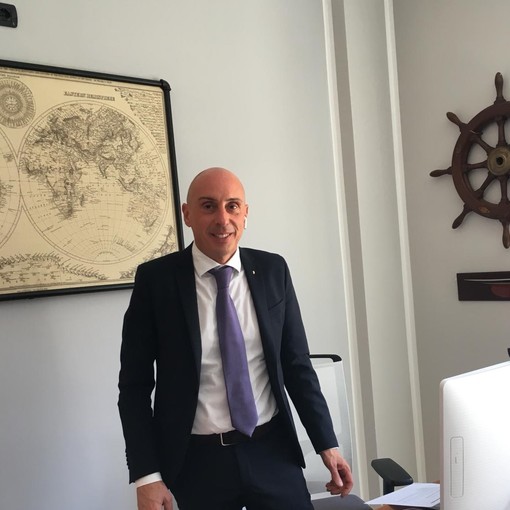Definite le modalità per il buono patente autotrasporto. Falteri (Fai Liguria): “Strumento utile. Intanto cresce l’attività di Global Recruitment per andare incontro alla carenza di autisti.”