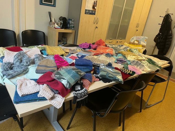 50&Più Genova: VI "Dritto & Rovescio", lavorare a maglia capi in lana da donare a chi ne ha bisogno 50&Più Genova: VI "Dritto & Rovescio", lavorare a maglia capi in lana da donare a chi ne ha bisogno