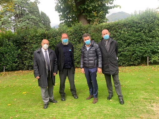 Rapallo: visita dell'architetto e designer di fama mondiale Michele De Lucchi Rapallo: visita dell'architetto e designer di fama mondiale Michele De Lucchi