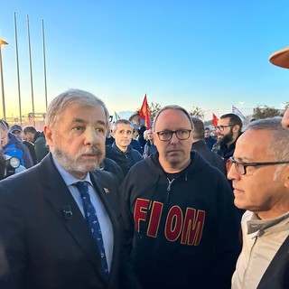 Ex Ilva, Bucci: “L’obiettivo è far continuare a lavorare Genova Ex Ilva, Bucci: “L’obiettivo è far continuare a lavorare Genova