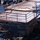 La piattaforma degli ormai ex Bagni Roma a Pegli