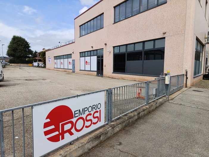 Una filiale Emporio Rossi nel capoluogo ligure